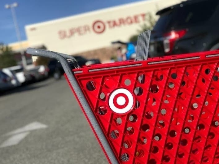 Target, Walmart, GAP, Nordstrom, Kohl's and Home Depot will be among the major retail chains open for business in northern Virginia and DC on Labor Day 2021.