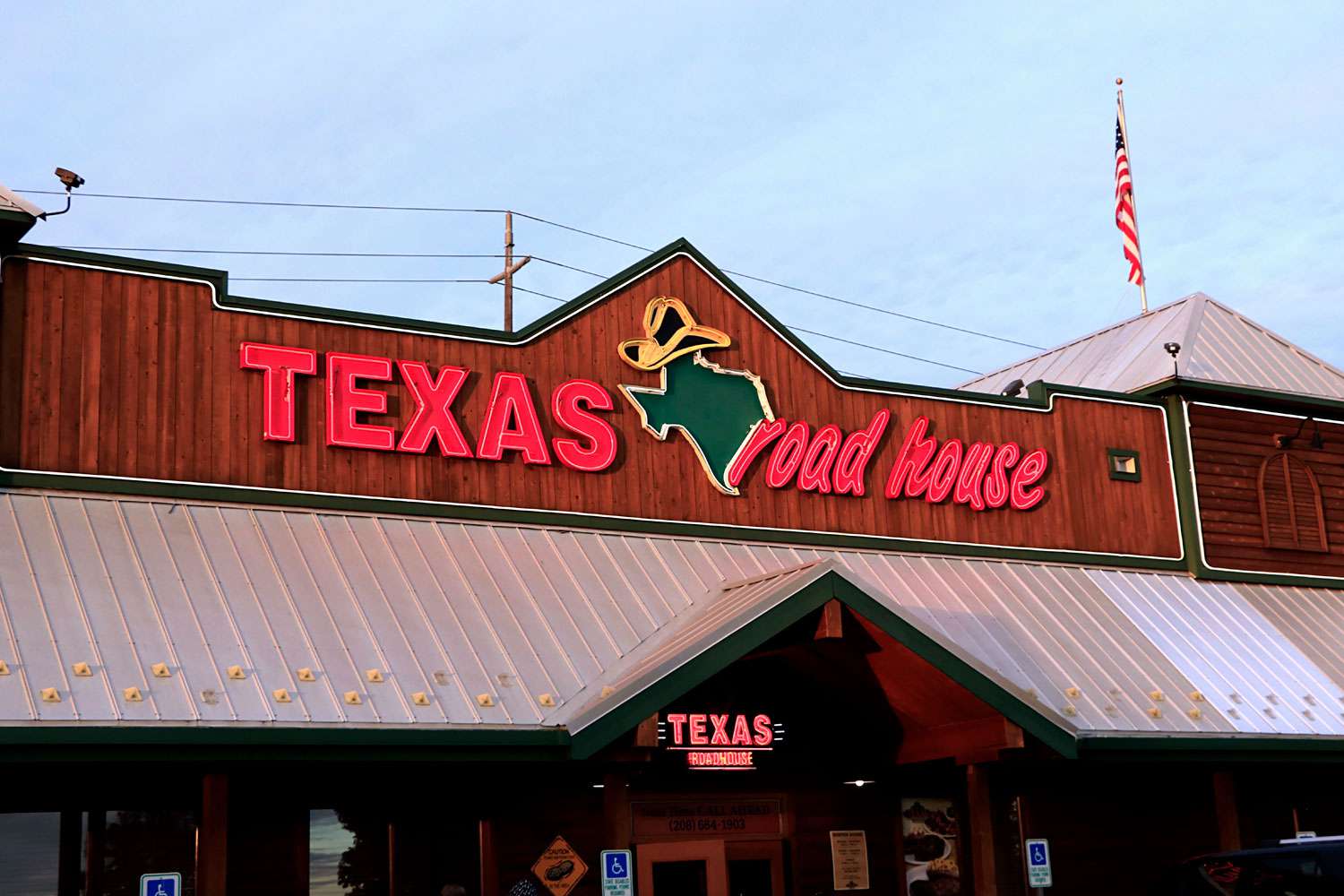 Texas RoadHouse logo