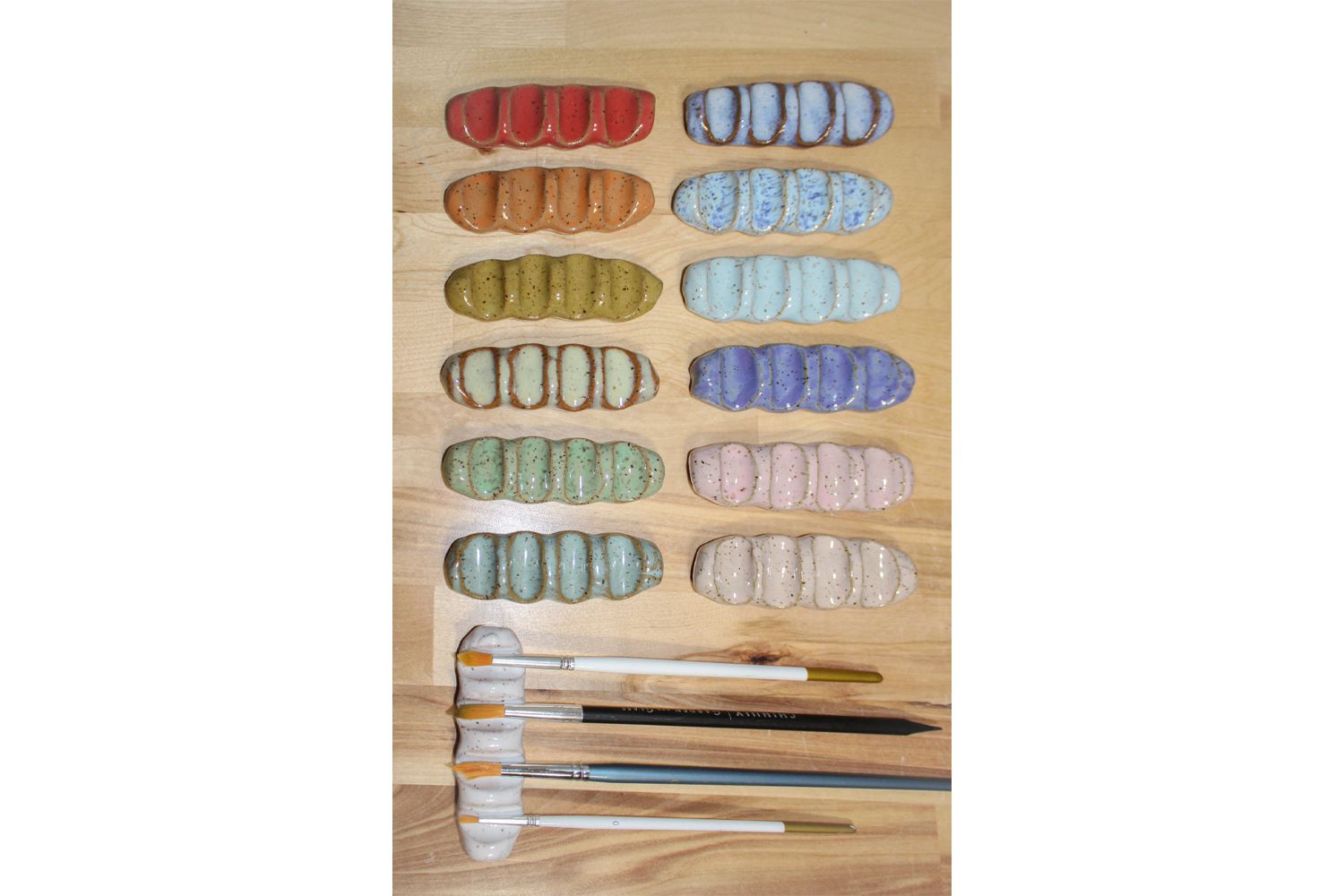 bncapottery-colorful-paintbrush-rest