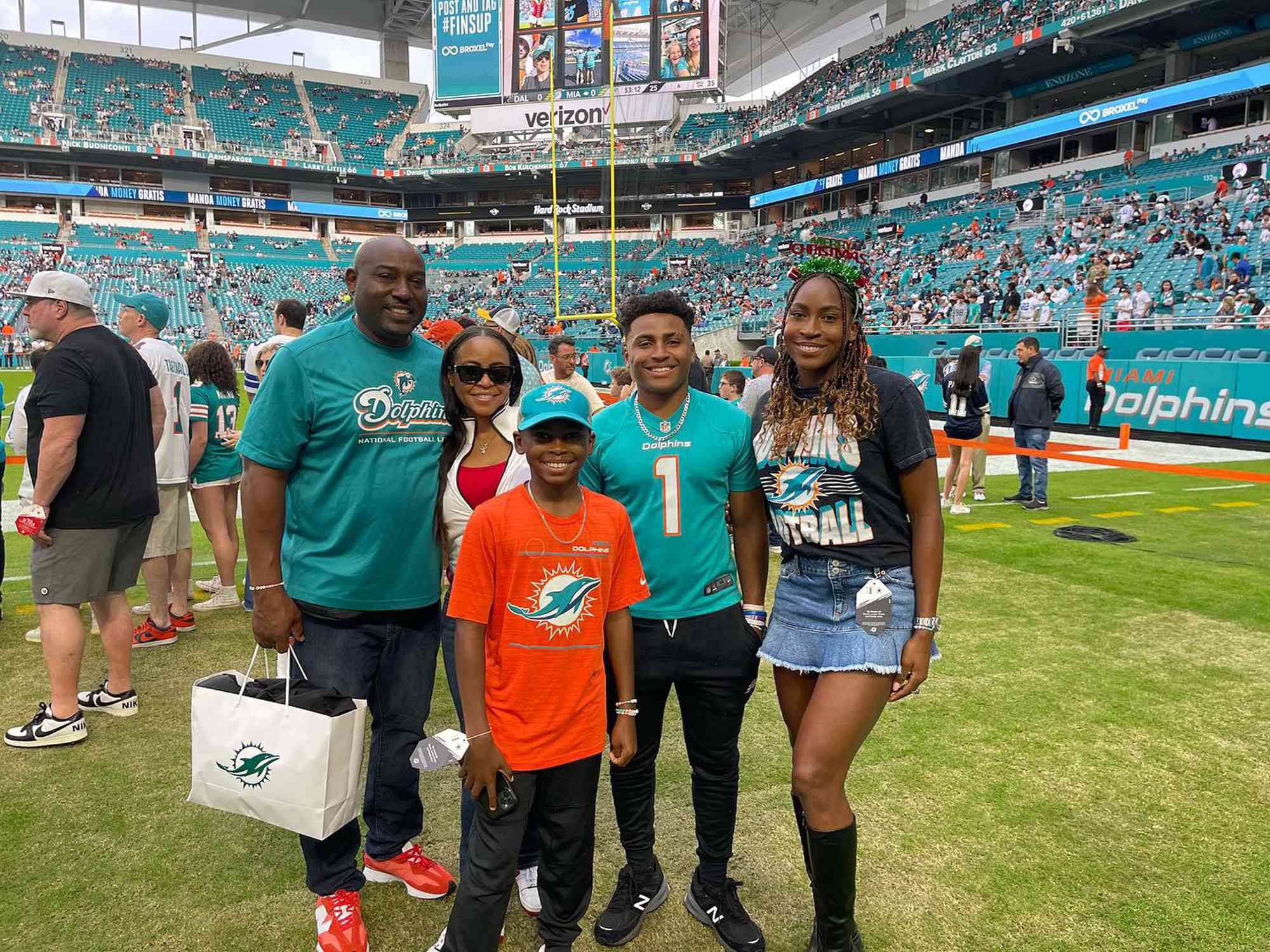 Coco Gauff and her parents, Corey and Candy Gauff, and siblings Codey and Cameron.