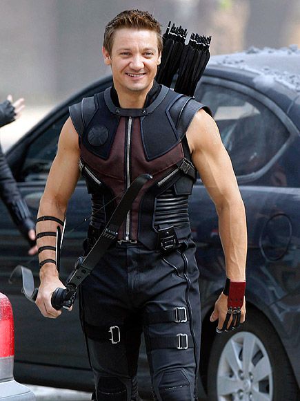 JEREMY RENNER