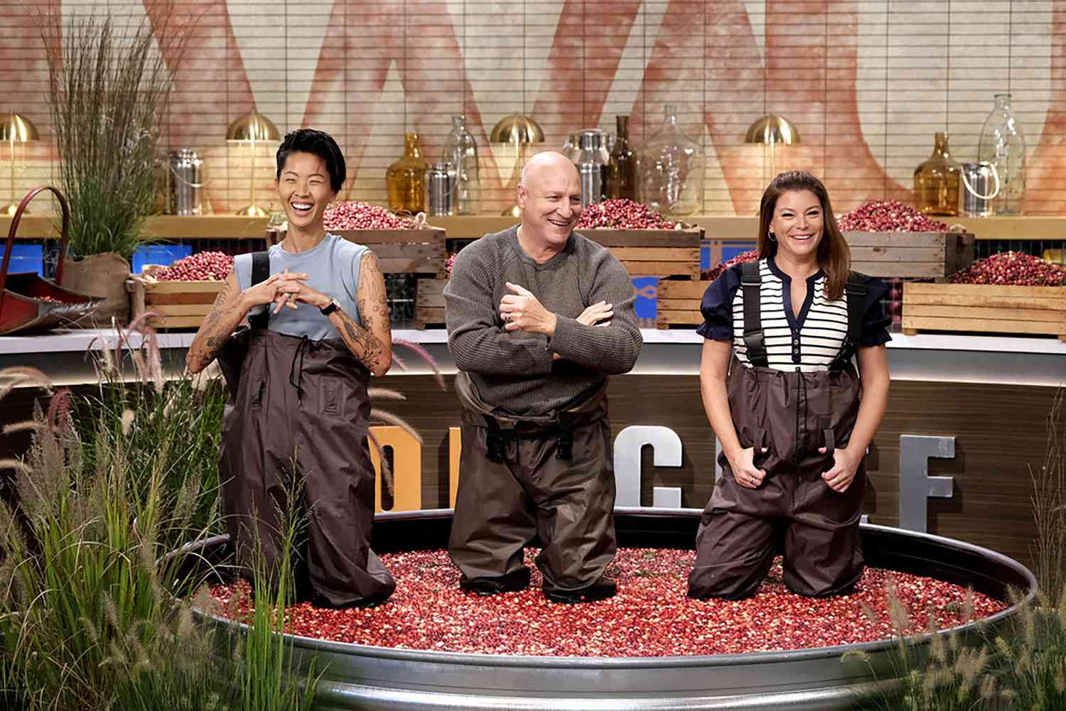 TOP CHEF -- "The Good Land" Episode 2109 -- Pictured: (l-r) Kristen Kish, Tom Colicchio, Gail Simmons -- 