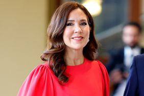  Crown Princess Mary of Denmarkâs Hair Stylist of 23 Years Announces Heâs Stepping Down as She Becomes Queen Â 