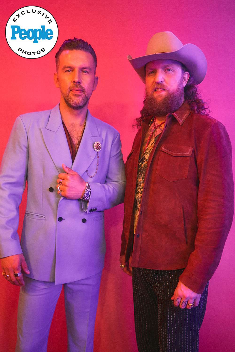 Brothers Osborne attends the 2024 ACM awards People photo booth