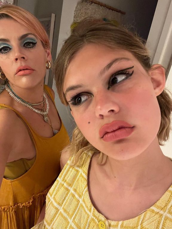 Busy Philipps Shares Sweet Selfies After Experimenting with Makeup with Daughter Birdie