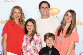 Tiffany Stewart, Alyssa Cuban, Mark Cuban, Jake Cuban and Alexis Sofia Cuban 