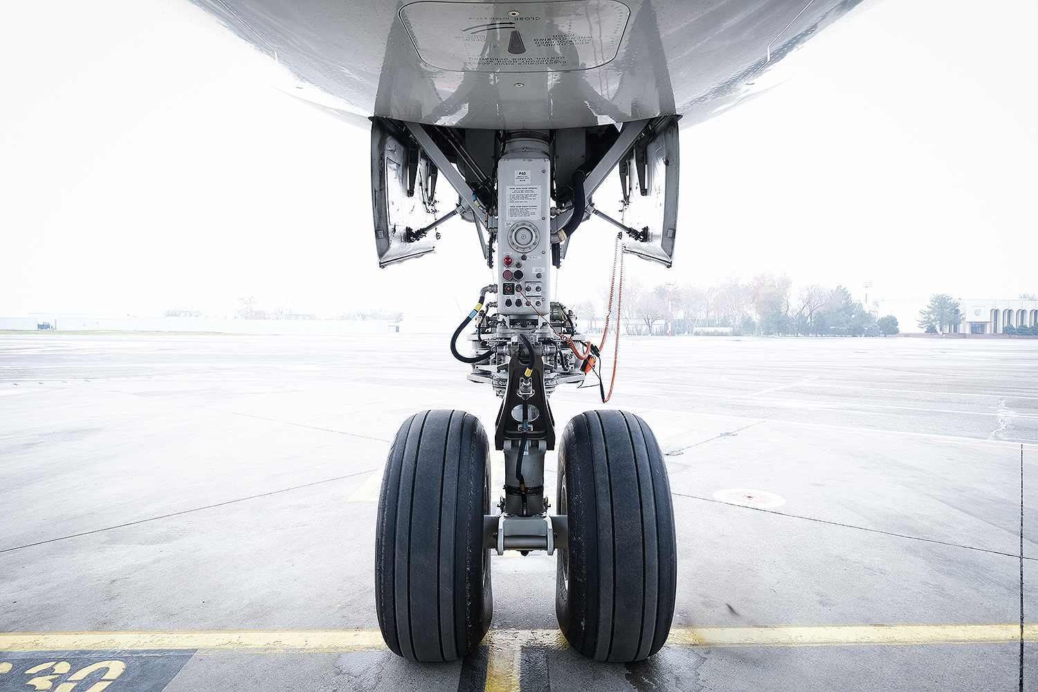 airplane tires