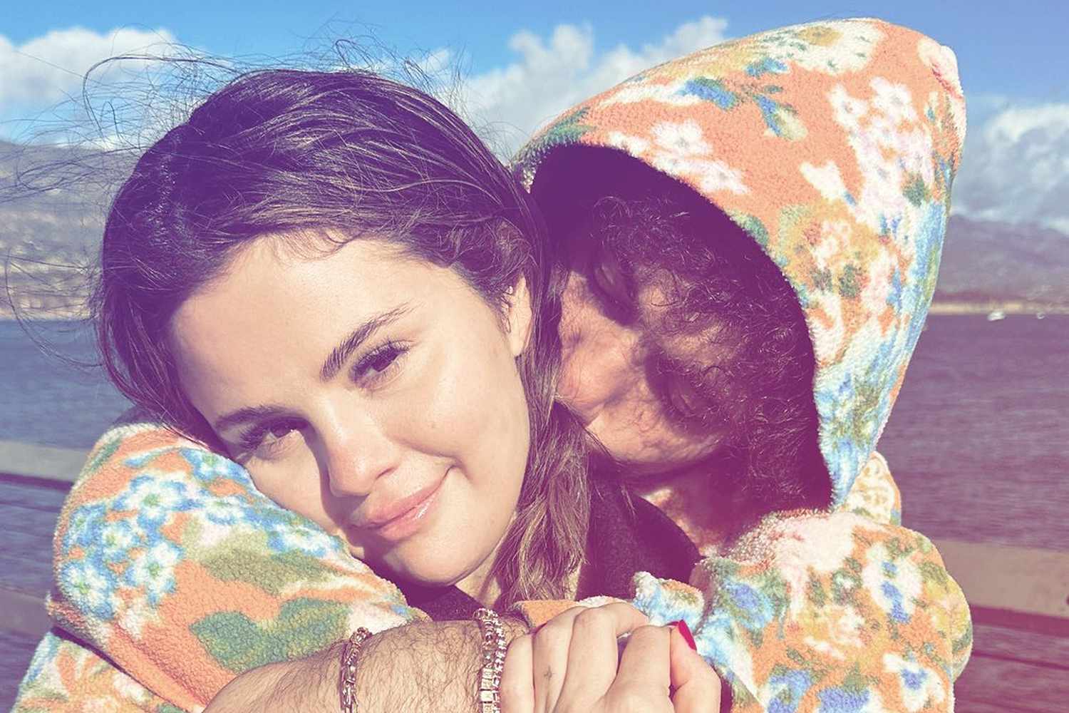 Selena Gomez Shares Romantic New Photo with Benny Blanco