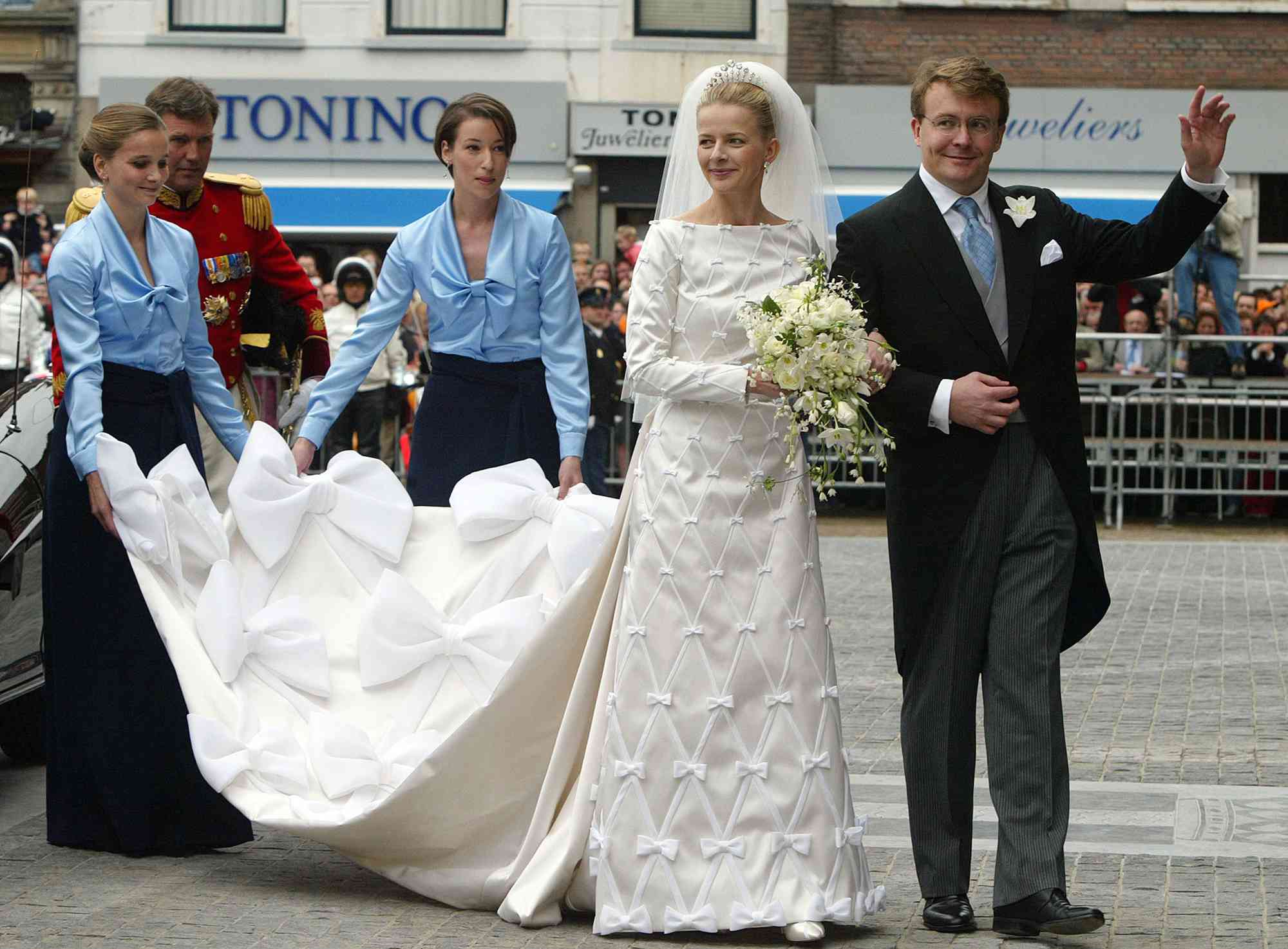 Dutch Queen Beatrix's second son, Prince Johan Friso and Mabel Wisse Smit arrive at the City Hall on April 24, 2004 in Delft, the Netherlands