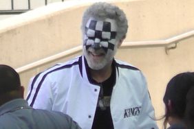 Los Angeles, CA - Will Ferrell shows his team spirit at the L.A. Kings game in Los Angeles. Pictured: Will Ferrell BACKGRID USA 21 APRIL 2023 BYLINE MUST READ: Be Like Water Media / BACKGRID USA: +1 310 798 9111 / usasales@backgrid.com UK: +44 208 344 2007 / uksales@backgrid.com *UK Clients - Pictures Containing Children Please Pixelate Face Prior To Publication*