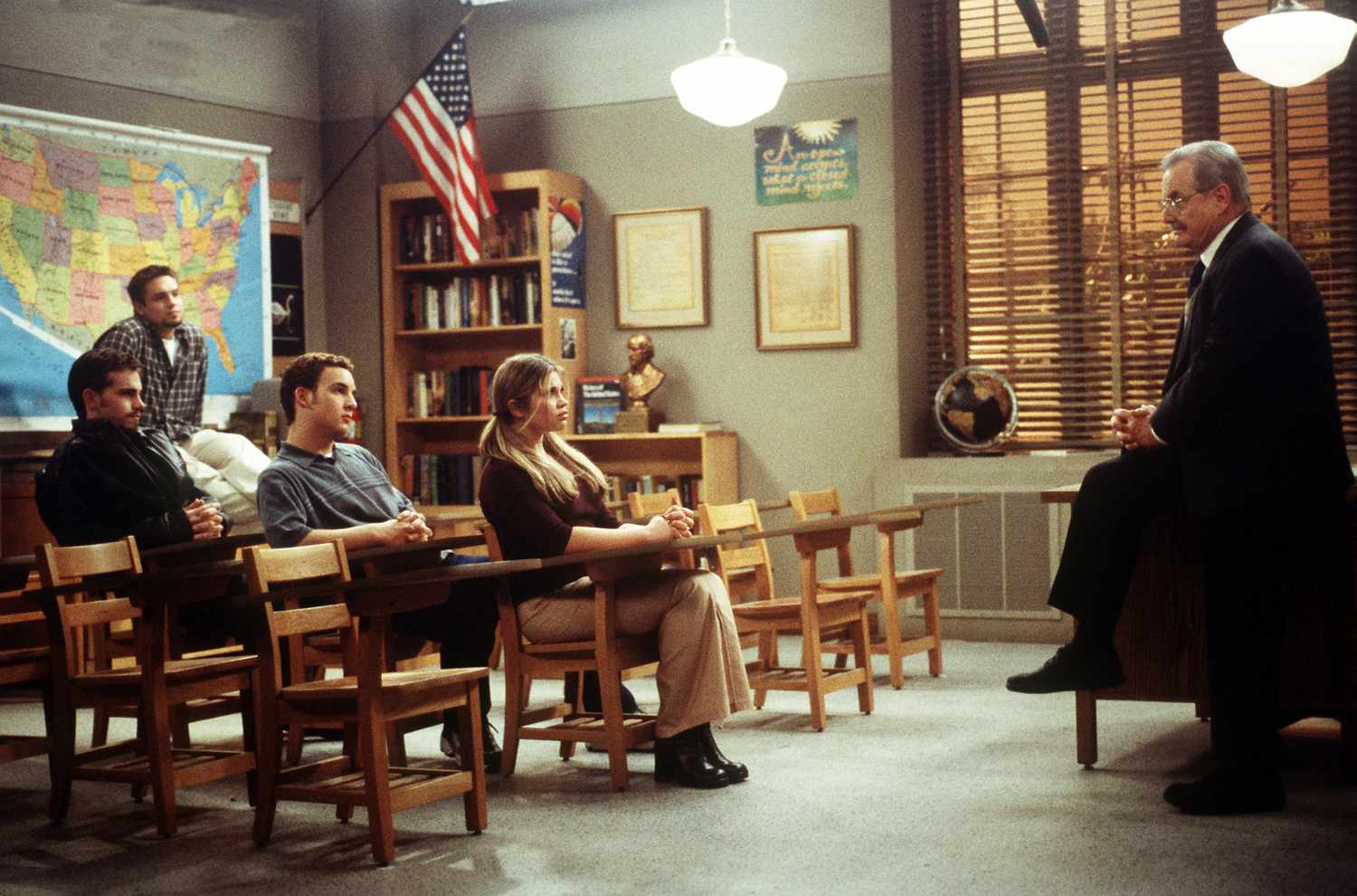 BOY MEETS WORLD - "A Brave New World" (Series Finale) - Airdate: May 5, 2000.