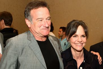 Robin Williams and actress Sally Field attend the Campaign for a New GI Bill hosted by the Student Veterans of America at the Beverliy Hilton hotel on June 22, 2008 in Los Angeles, California. 