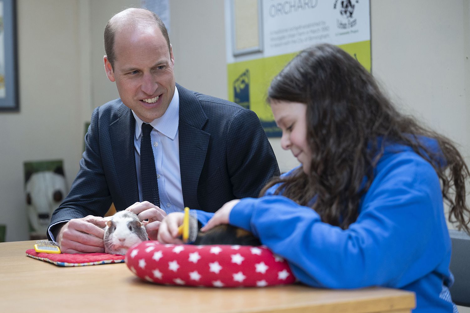  Prince William, Prince of Wales visits Woodgate Valley Urban Farm, a city farm dedicated to supporting children and young people struggling to access education and those experiencing mental health challenges, on April 25, 2024 in Birmingham