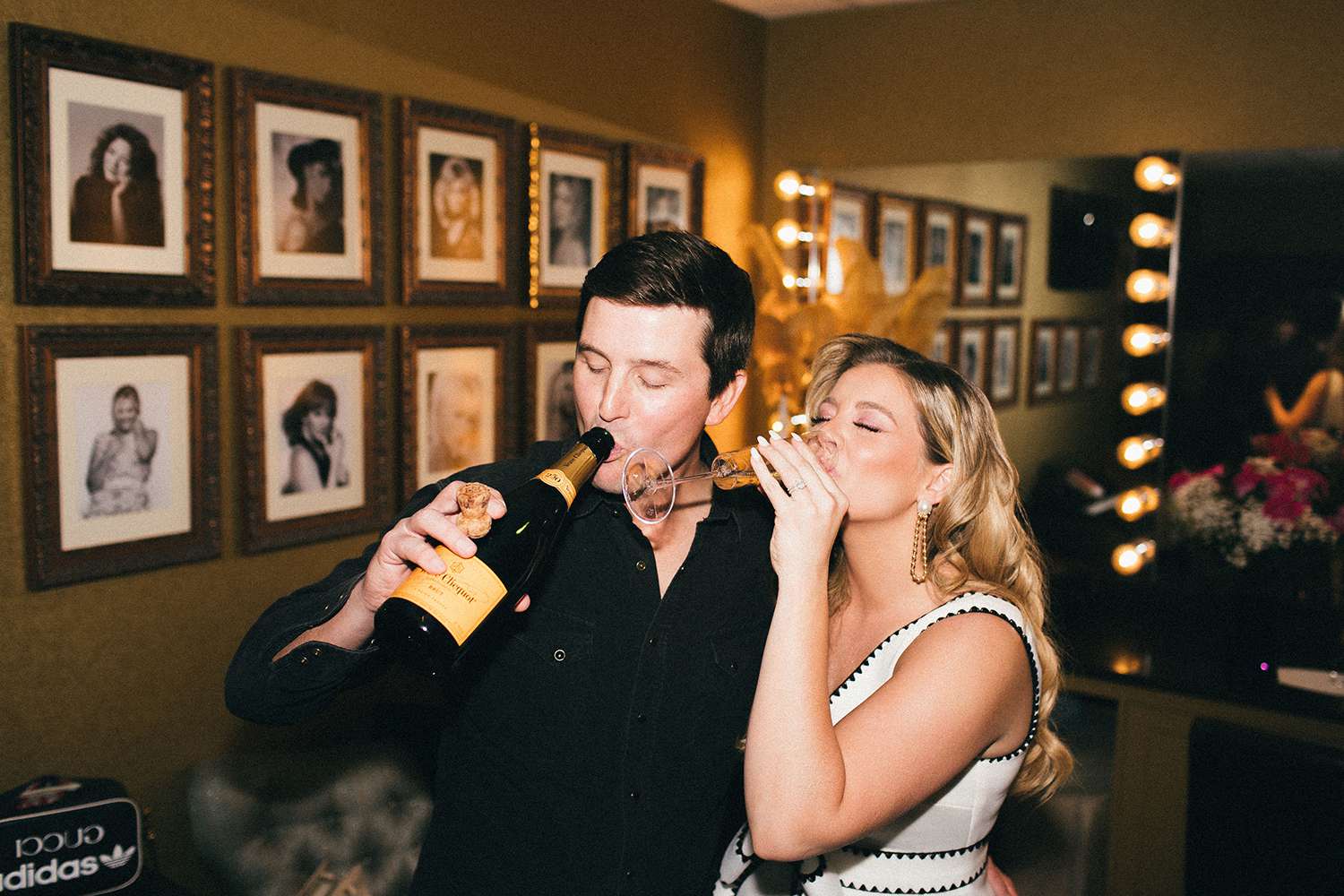 Lauren Alaina engaged