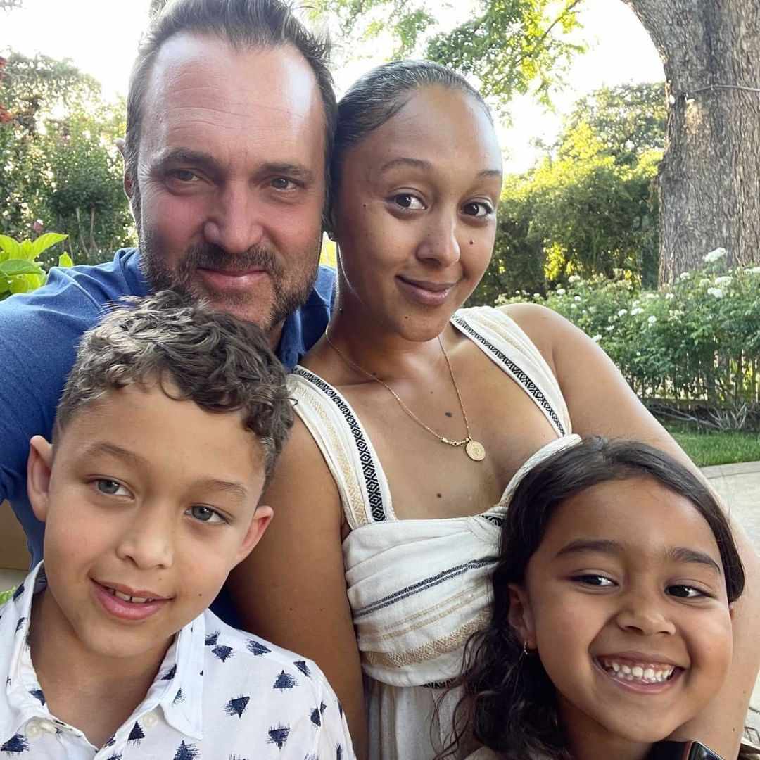 Tamera mowry