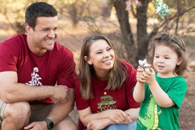 Bindi Irwin Poses for Family Photos with Daughter Grace at Australia Zoo: 'Happy Holidays!'