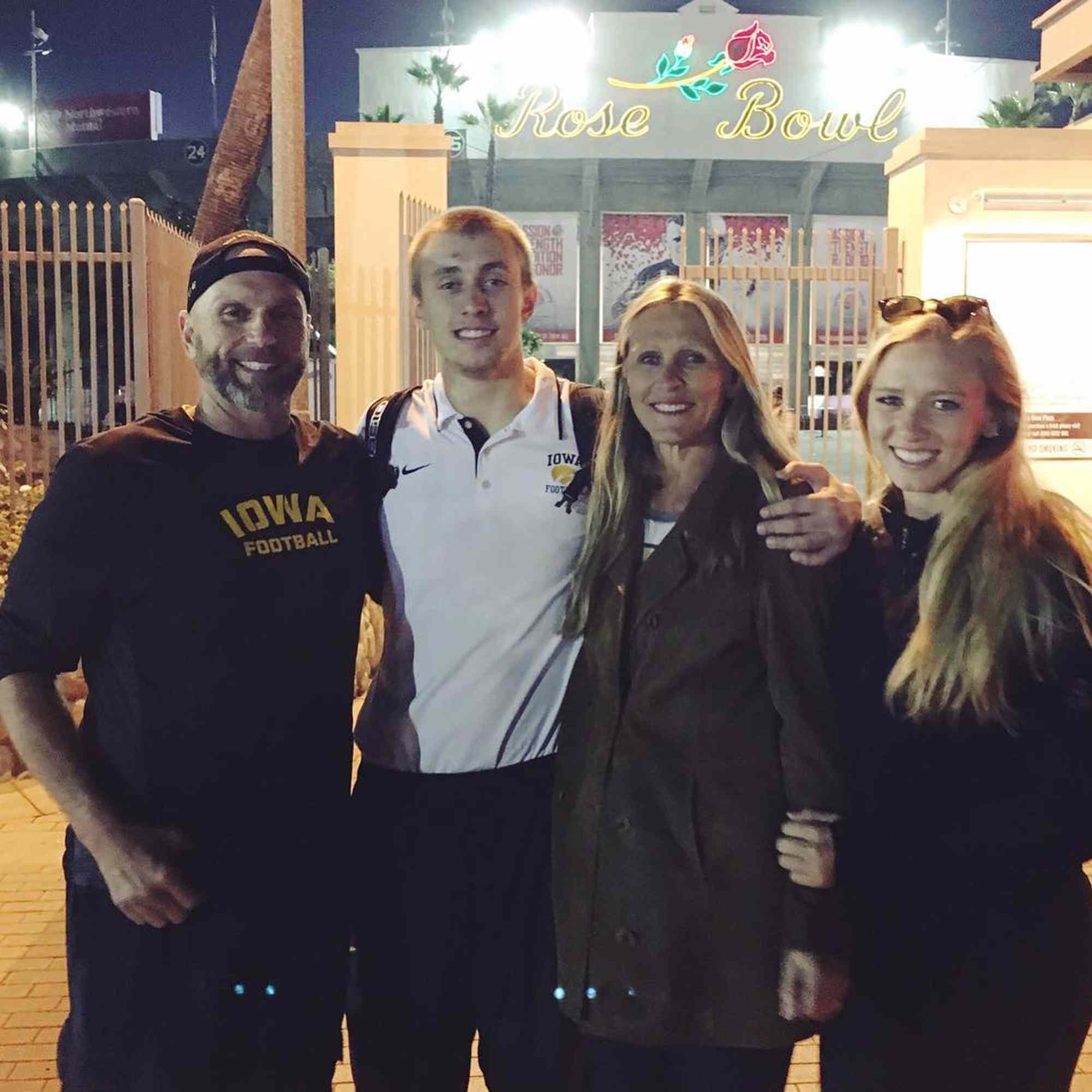 George Kittle with his parents and sister, Emma. 