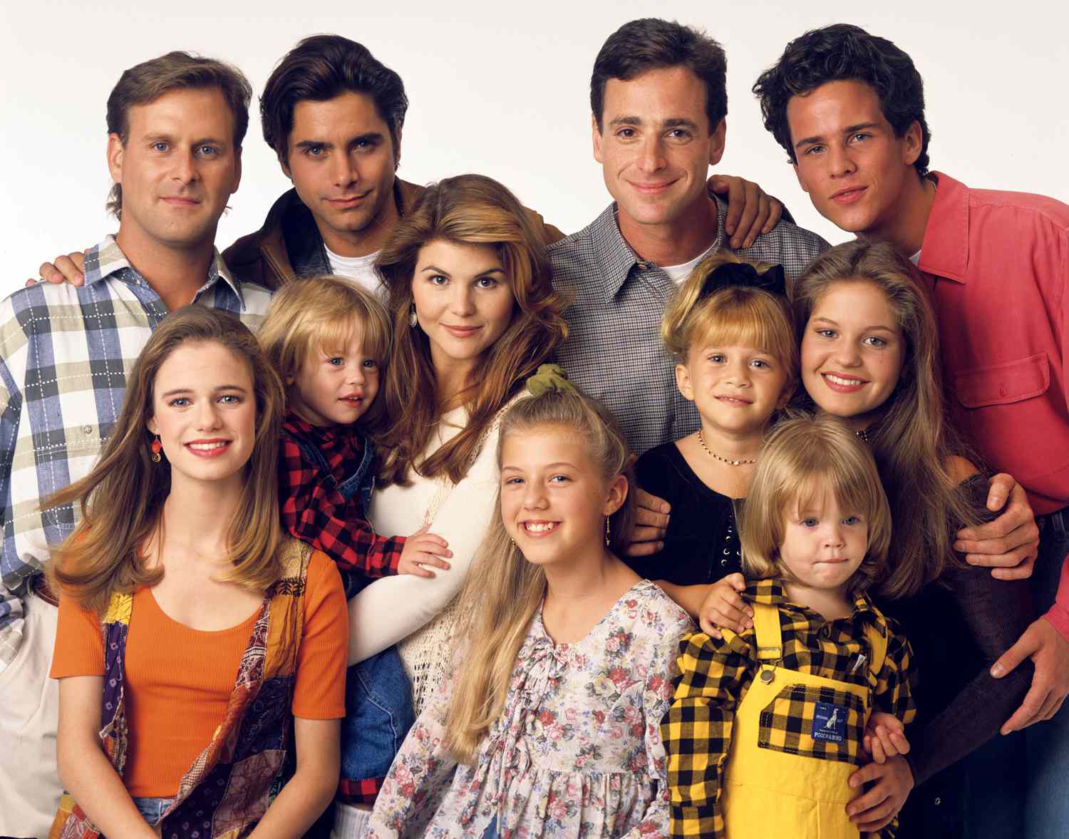 FULL HOUSE - Season Seven - Gallery - 9/14/93, Pictured, from left: Dave Coulier (Joey), Andrea Barber (Kimmy), John Stamos (Jesse), Blake Tuomy-Wilhoit (Nicky), Lori Loughlin (Rebecca), Jodie Sweetin (Stephanie), Bob Saget (Danny), Ashley Olsen (Michelle), Dylan Tuomy-Wilhoit (Alex), Candace Cameron (D.J.), Scott Weinger (Steve)