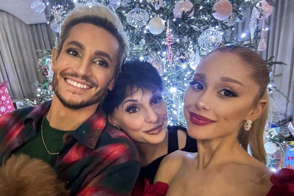 Ariana Grande and family xmas 2023