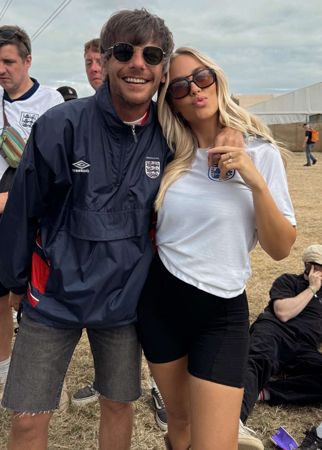 Louis Tomlinson Brings His Own TV to Glastonbury Festival in Order to Watch Soccer Match