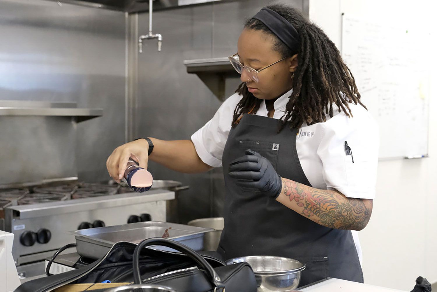 TOP CHEF -- "The Good Land" Episode 2109 -- Pictured: Amanda Turner -- 