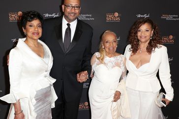 Phylicia Rashad, Andrew Arthur Allen Jr., Vivian Ayers Allen and Debbie Allen attend "A Tale of Two Sisters" honoring Debbie Allen and Phylicia Rashad at Wallis Annenberg Center for the Performing Arts on May 7, 2018.