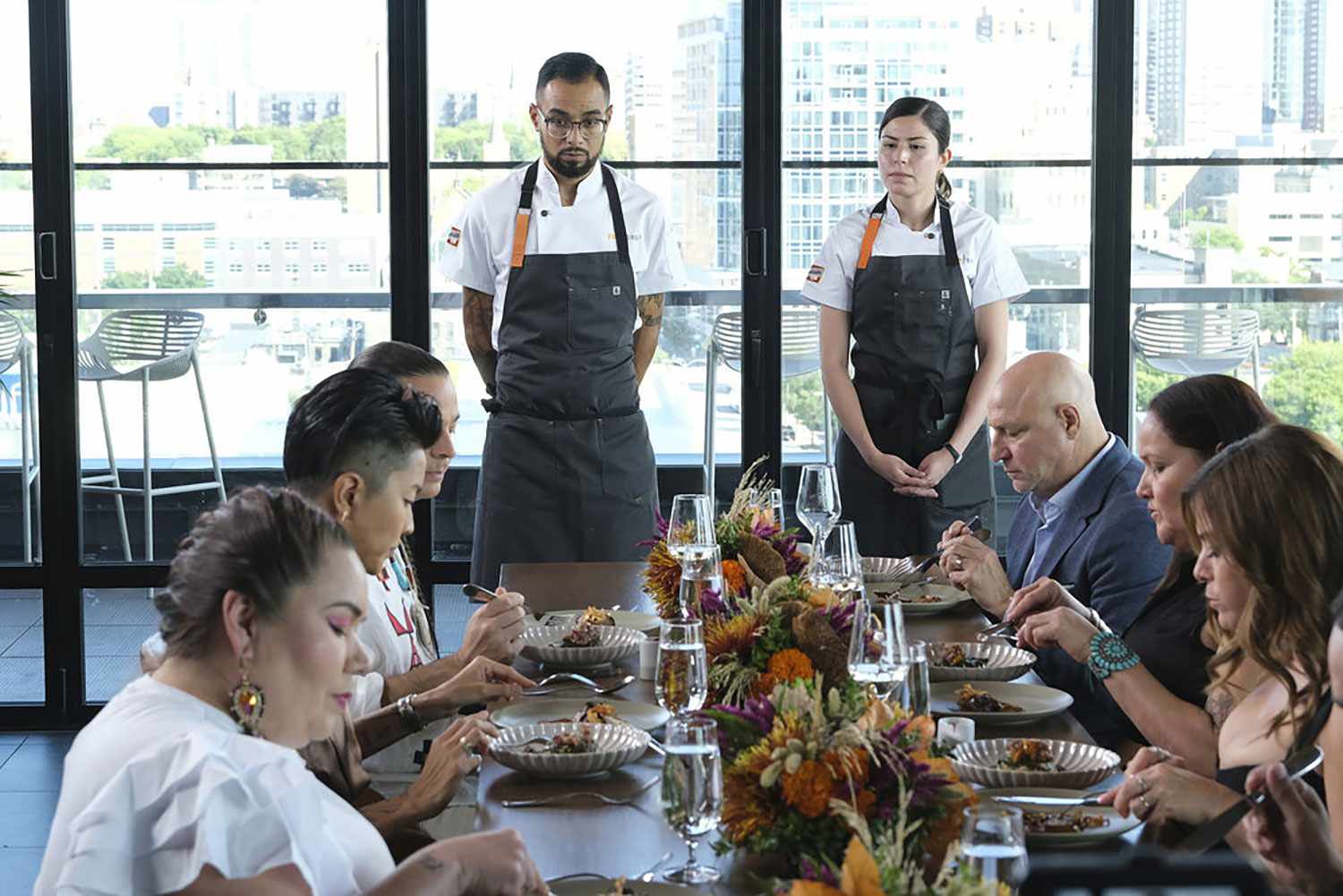 TOP CHEF -- "The Good Land" Episode 2109 -- Pictured: (l-r) Rochelle, Kristen Kish, Sean Sherman, Danny Garcia, Laura Ozyilmaz, Tom Colicchio, Elena Terry, Gail Simmons --