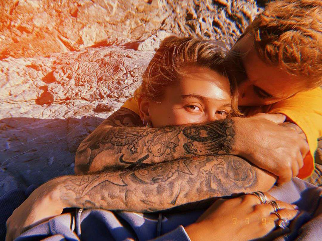 Hailey Baldwin Bieber - Justin Bieber