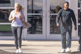 Jamie Foxx returns to the set, spotted alongside Cameron Diaz during the reshoots of 'Back In Action