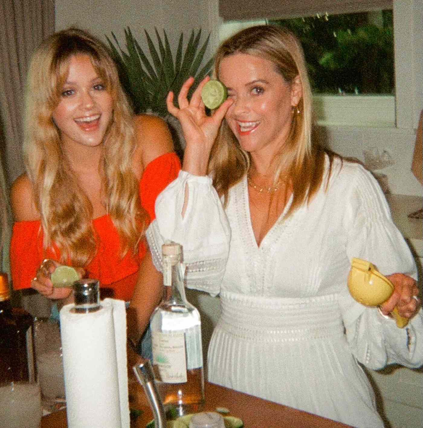 ava phillippe, reese witherspoon