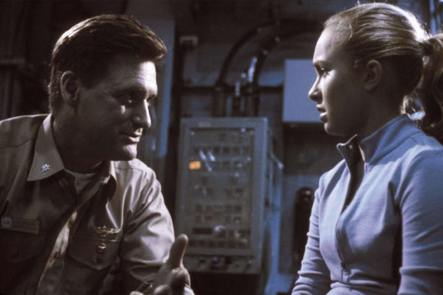 TIGER CRUISE, from left: Bill Pullman, Hayden Panettiere, 2004, © Walt Disney Co./courtesy Everett Collection