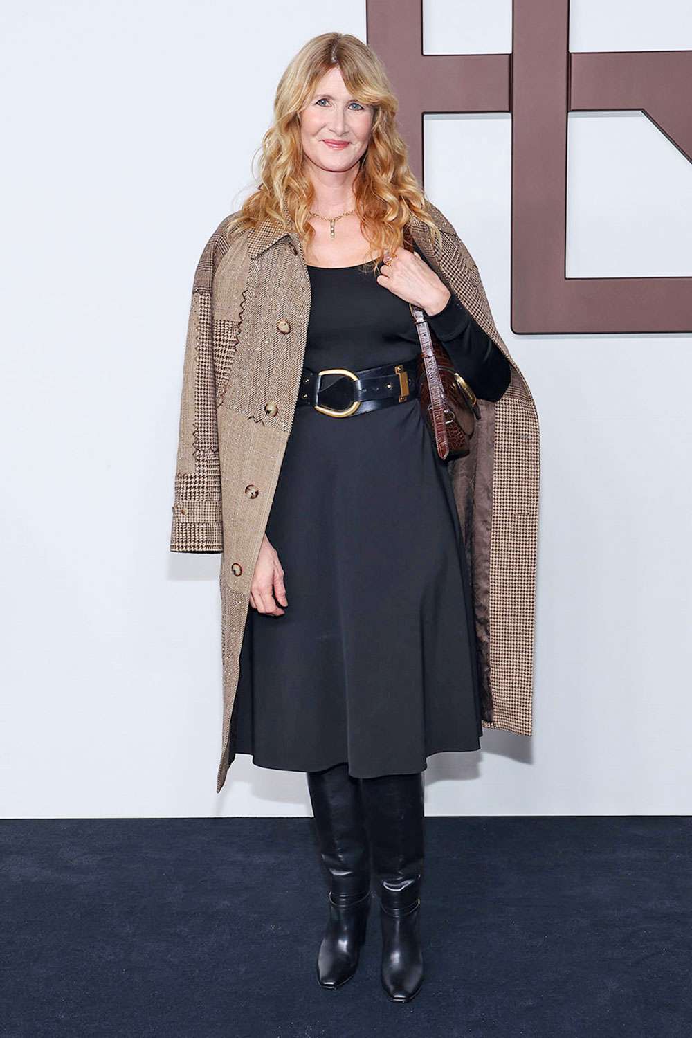  Laura Dern attends the Ralph Lauren fashion show during New York Fashion Week on September 08, 2023 in New York City.