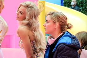 Margot Robbie, greta gerwig barbie set bts