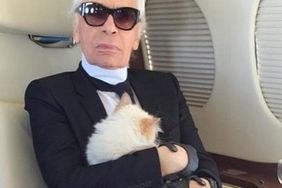 https://www.instagram.com/p/BY3uVfIg0uj/Choupette/InstagramKarl Lagerfeld