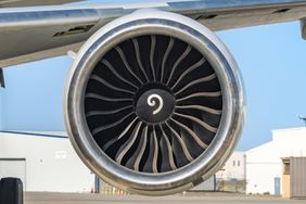 Plane turbine engine