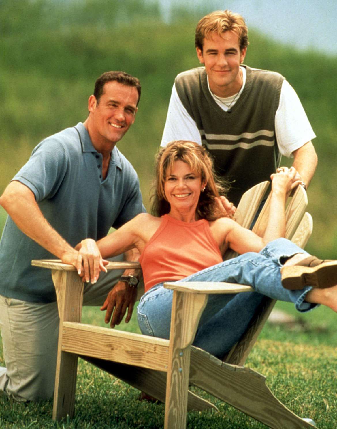 DAWSON'S CREEK, 1998-present, John Wesley Shipp, James Van Der Beek, Mary-Margaret Humes, yr1, 1998