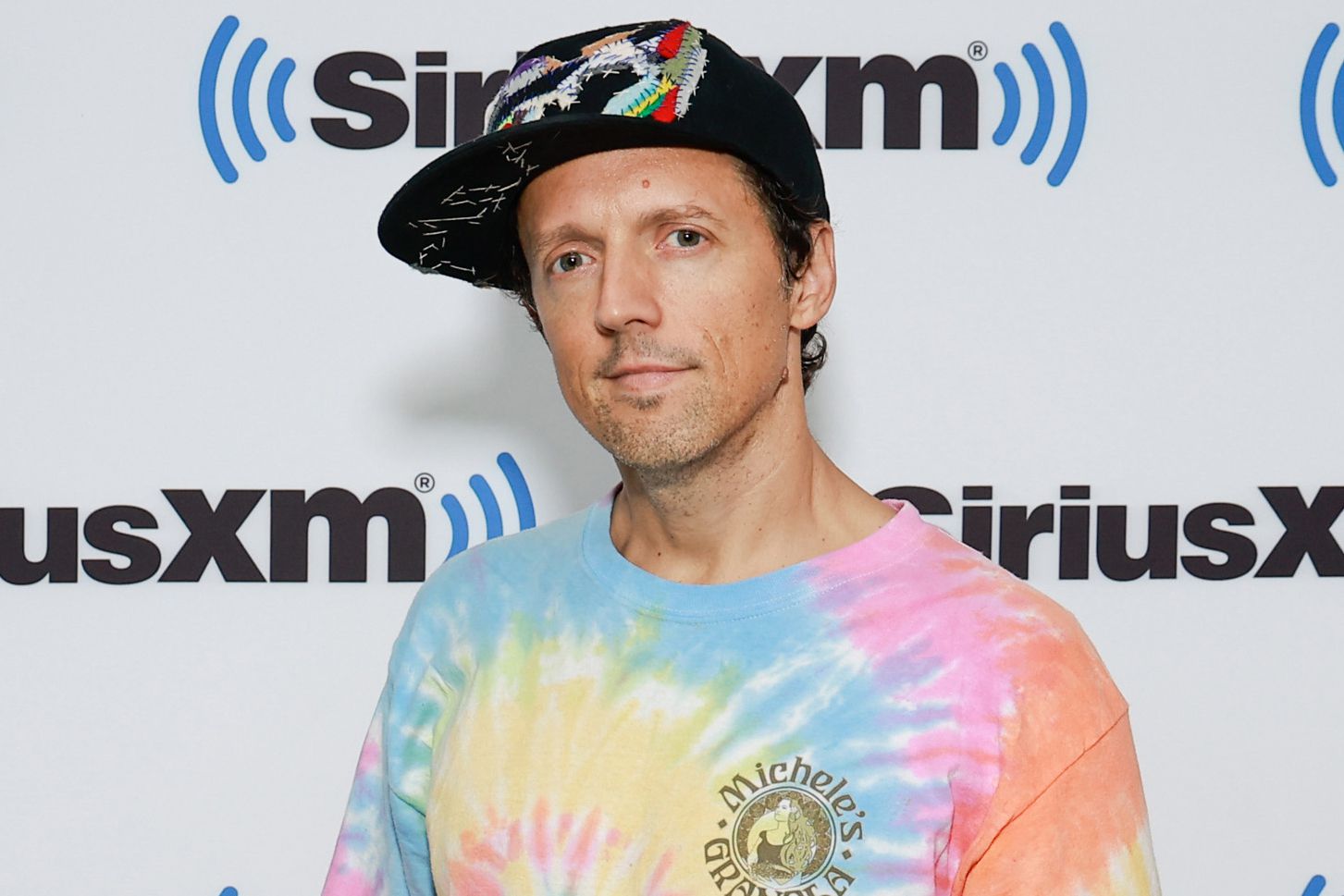 Jason Mraz visits SiriusXM Studios on June 26, 2023 in New York City.