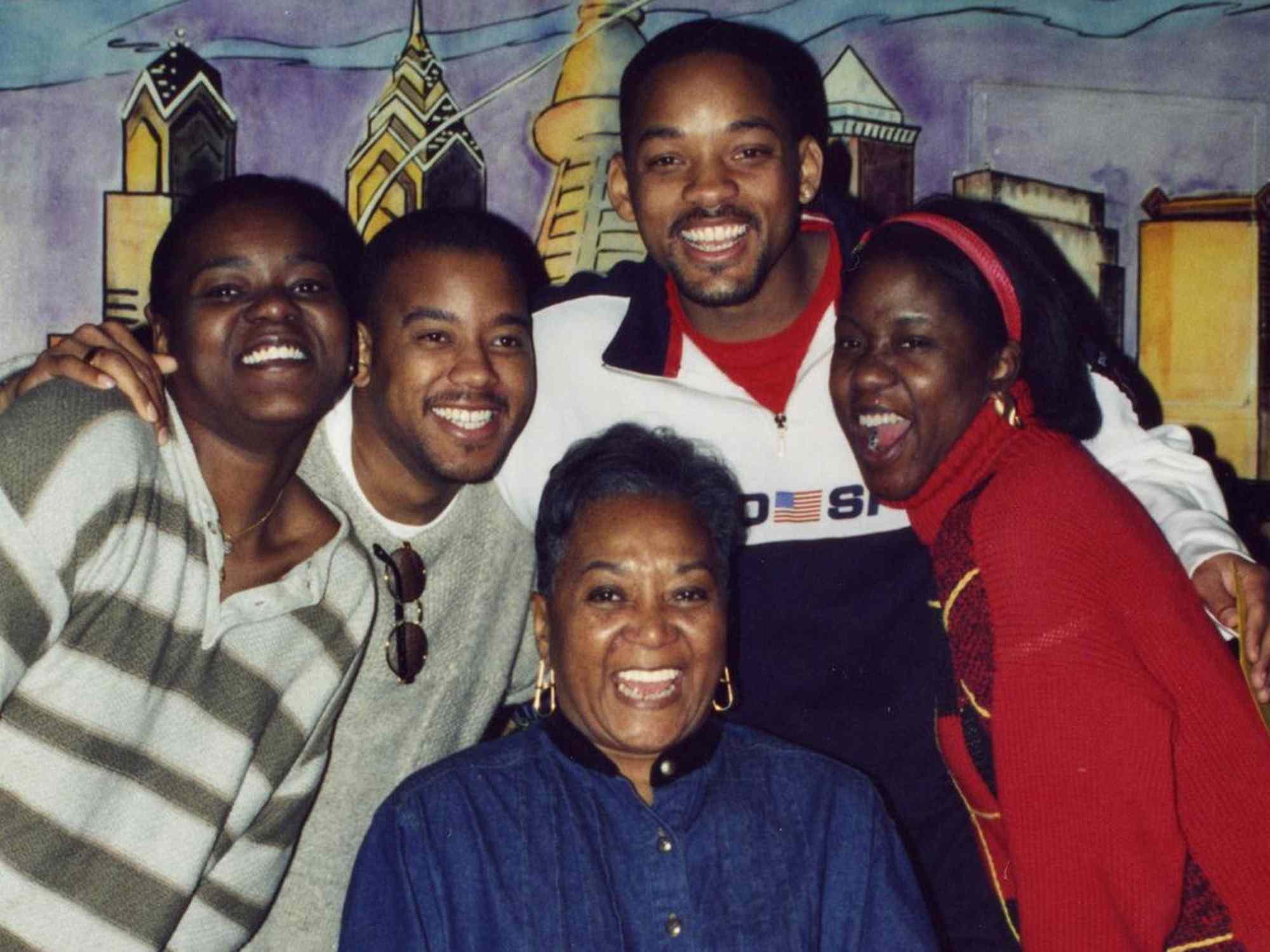 Will Smith with his mother, Caroline and his siblings, Pam, Harry and Ellen