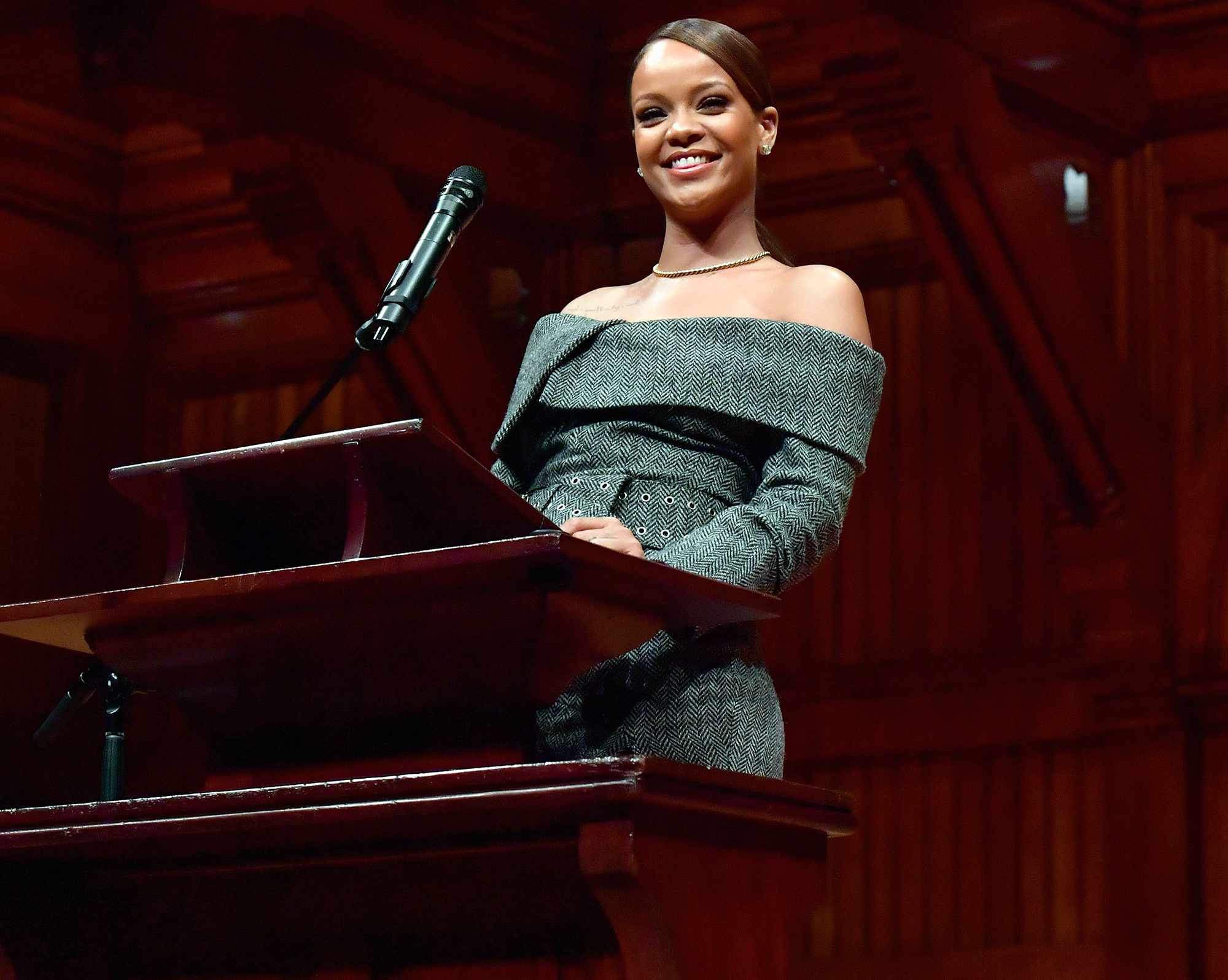 Harvard Foundation Honors Rihanna As Humanitarian Of The Year