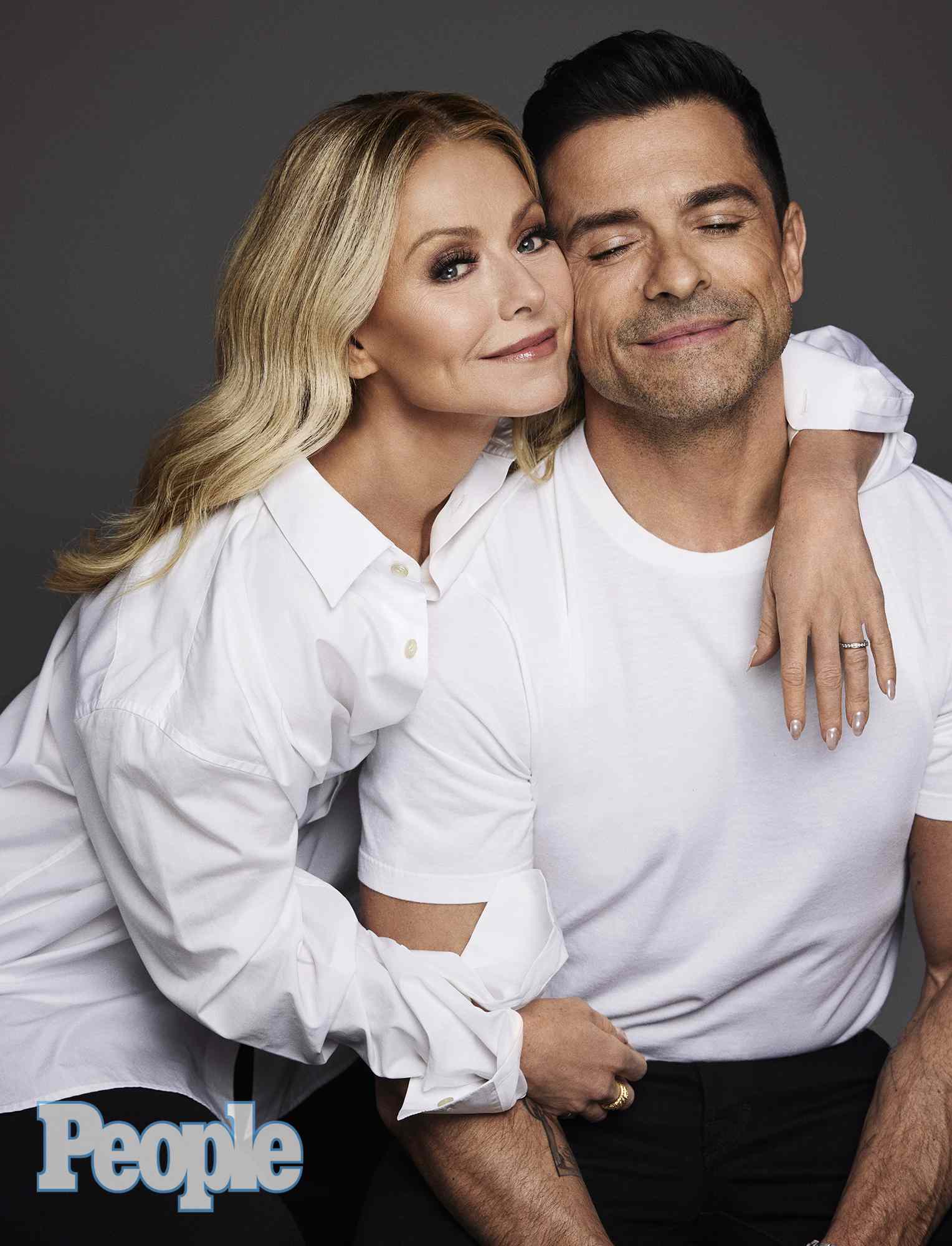 Kelly Ripa rollout 4/24