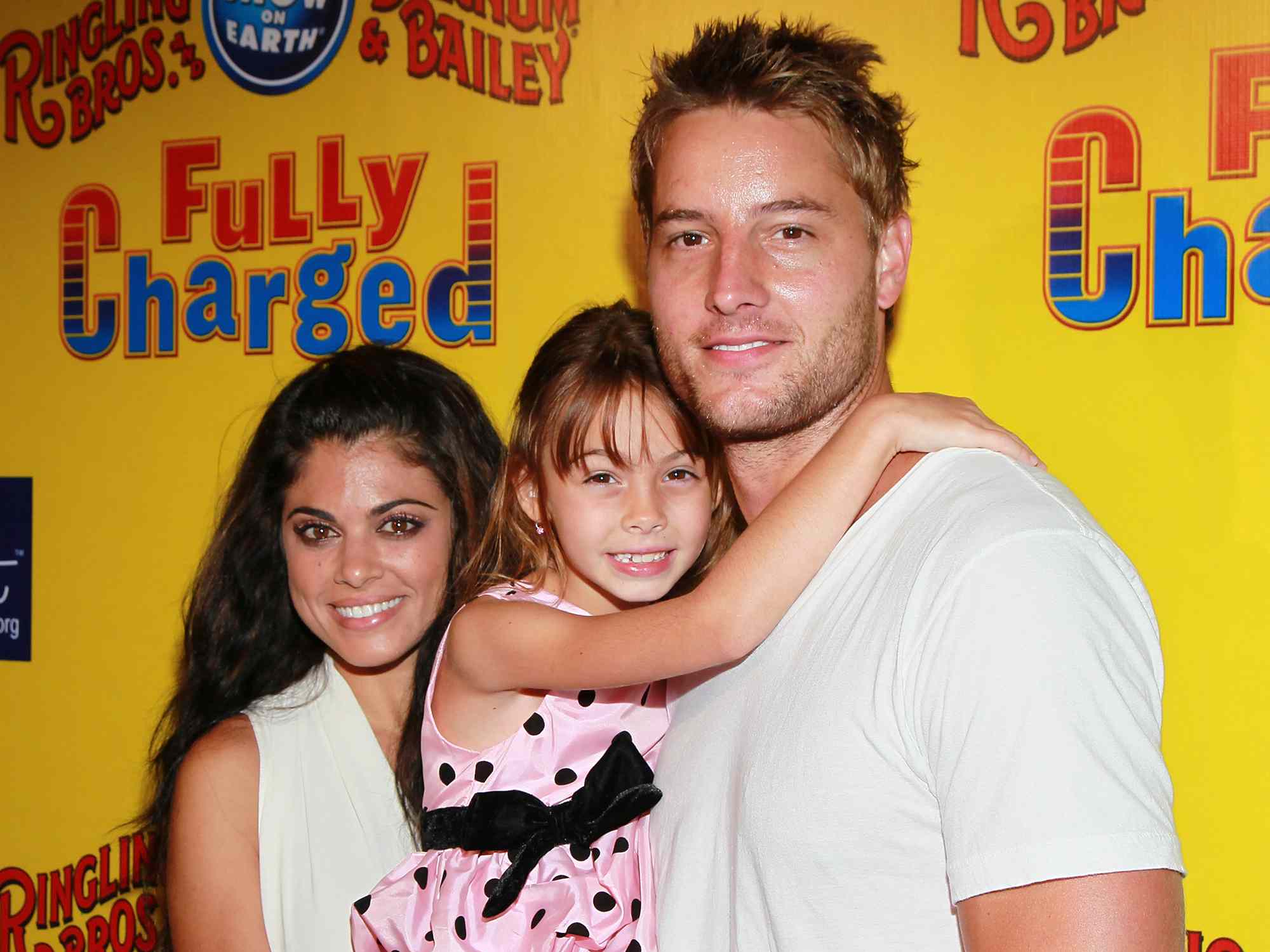 Lindsay Hartley, daughter Isabella Hartley and husband actor Justin Hartley attend Ringling Bros. & Barnum and Bailey & Starlight Children's Foundation's premiere of "Fully Charged" at Staples Center on July 21, 2011 in Los Angeles, California