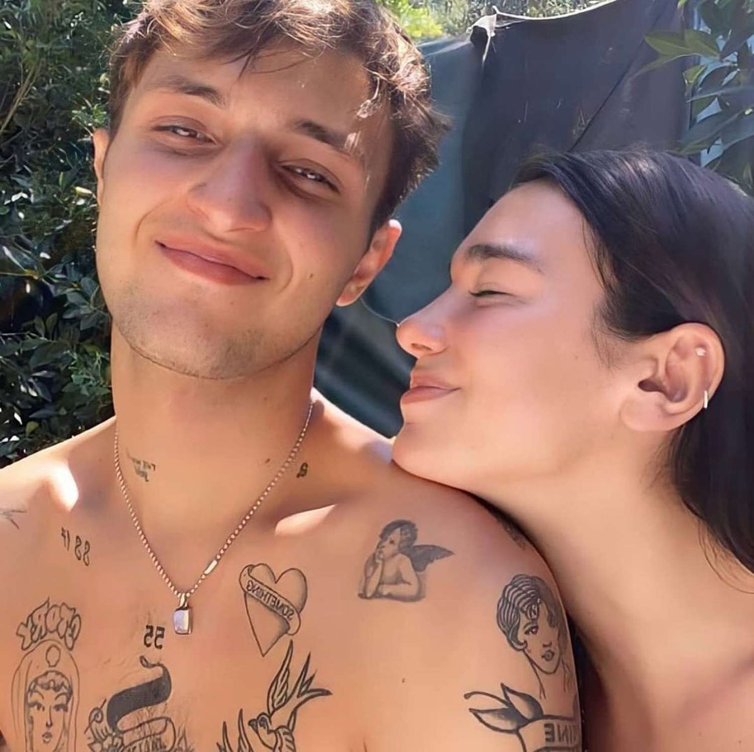 Dua Lipa, Anwar Hadid