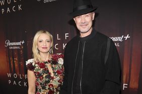 LOS ANGELES, CALIFORNIA - JANUARY 19: Sarah Michelle Gellar and Freddie Prinze Jr. attend the "Wolf Pack" Premiere on January 19, 2023 in Los Angeles, California. (Photo by Jesse Grant/Getty Images for Paramount+)