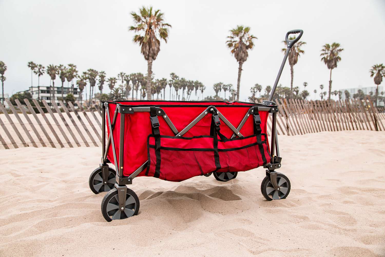 Navatiee Collapsible Folding Wagon sitting on sand