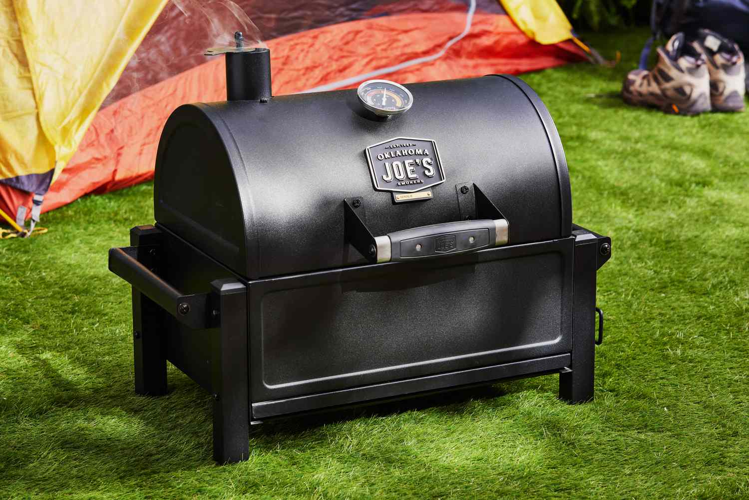 Oklahoma Joe's Rambler Tabletop Charcoal Grill