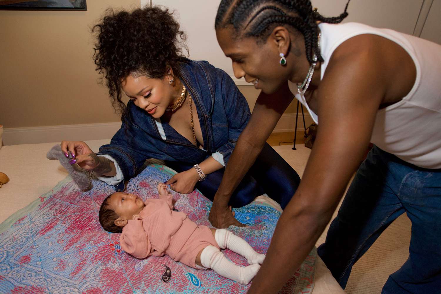 Rihanna and ASAP Rocky are sharing with the world an intimate photoshoot along with their newborn son, Riot Rose