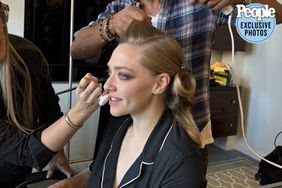 Golden Globes - Amanda Seyfried BTS