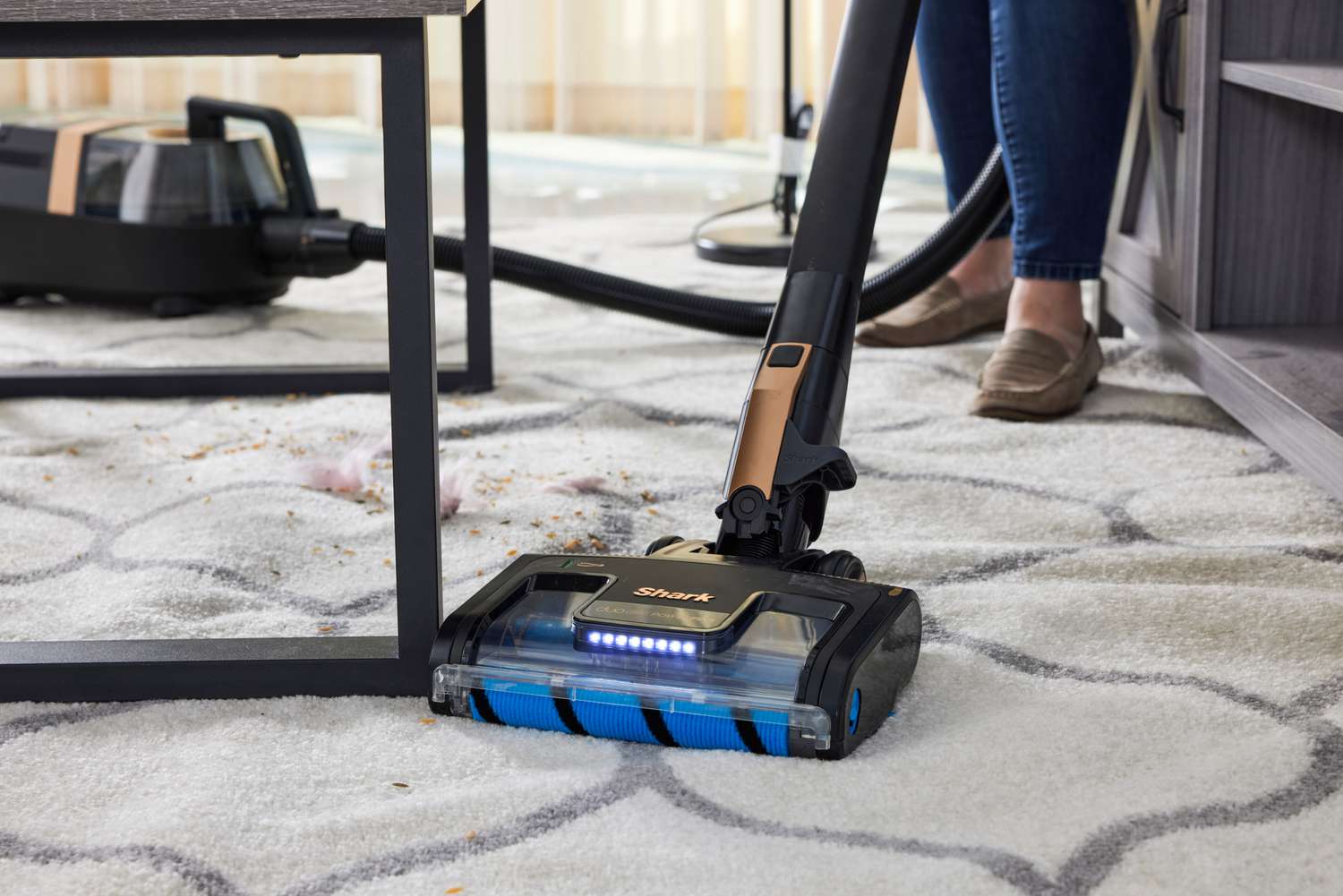 The Shark CZ2001 Vertex Canister Vacuum head cleans a rug