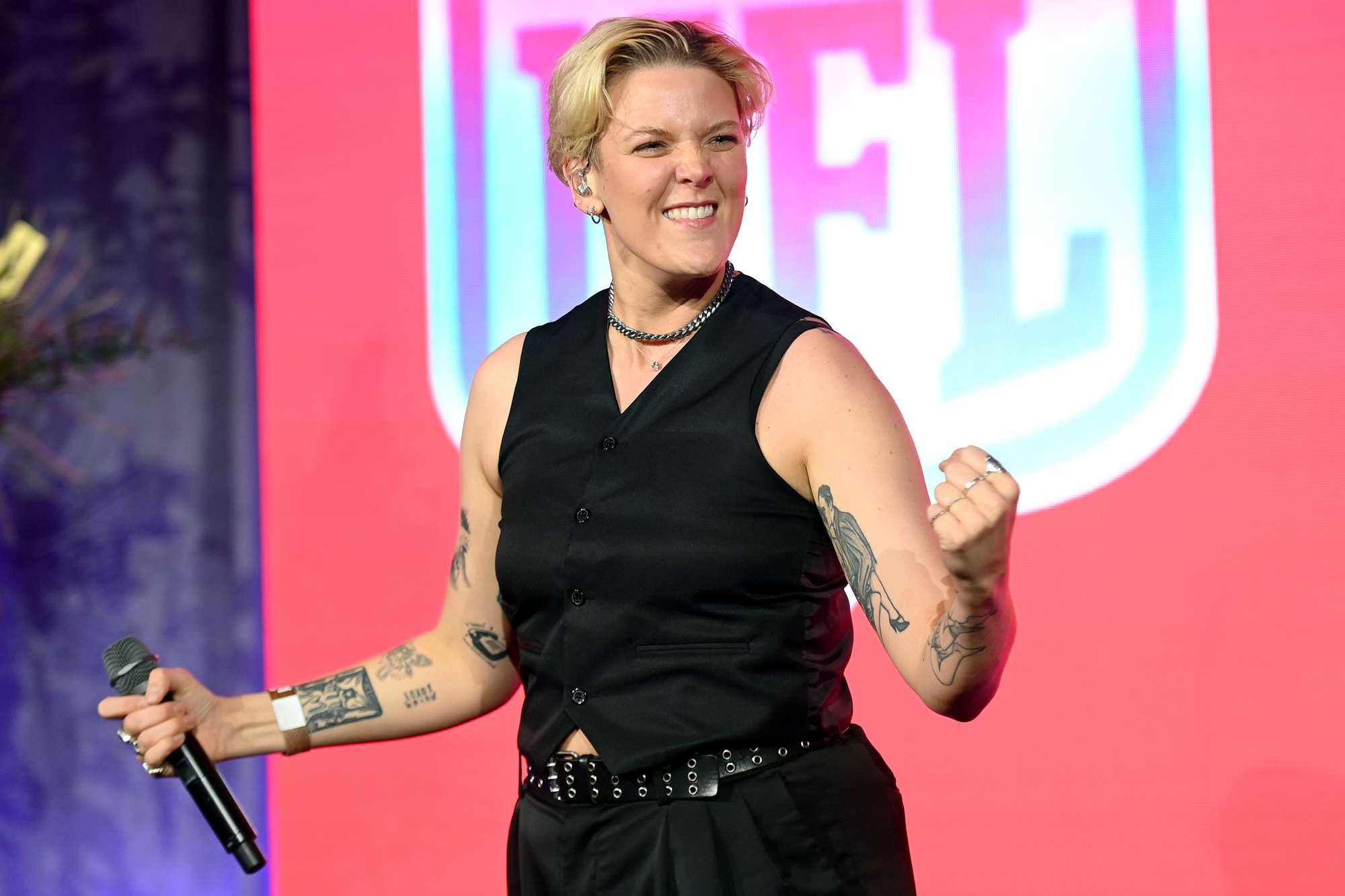 Betty Who performs onstage at a Night of Pride with GLAAD and NFL on February 08, 2023 in Phoenix, Arizona.