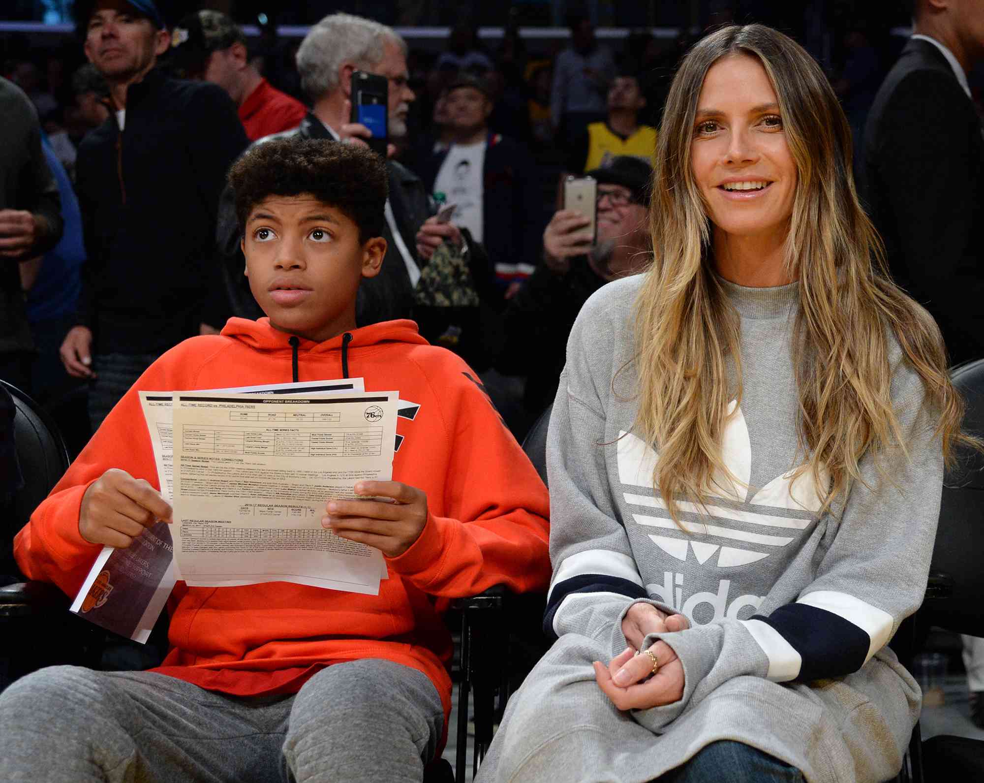 Heidi Klum and Henry Samuel attend the basketball game between Philadelphia 76ers and Los Angeles Lakers at Staples Center November 15, 2017, in Los Angeles, California